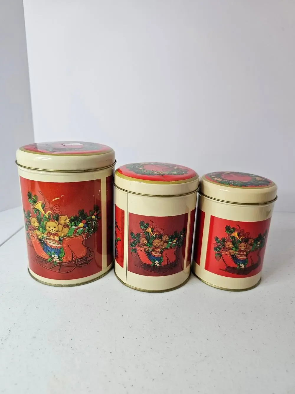 Vintage Christmas Teddy Bear nesting tins set of 3 holiday cookie canisters